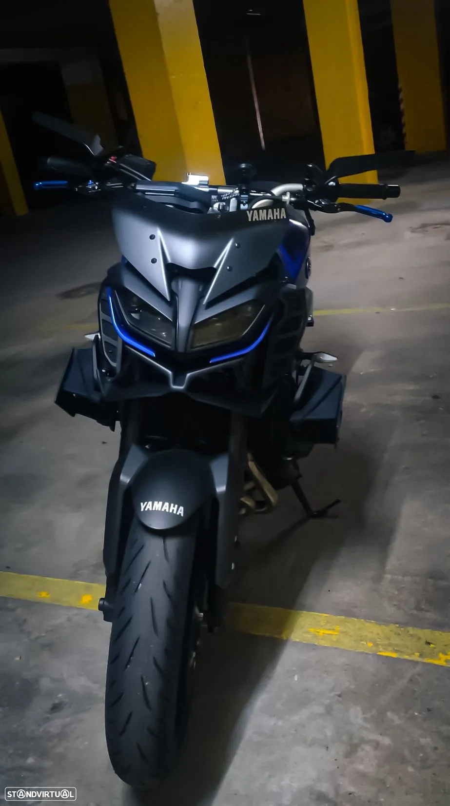 Yamaha MT-09 - 4