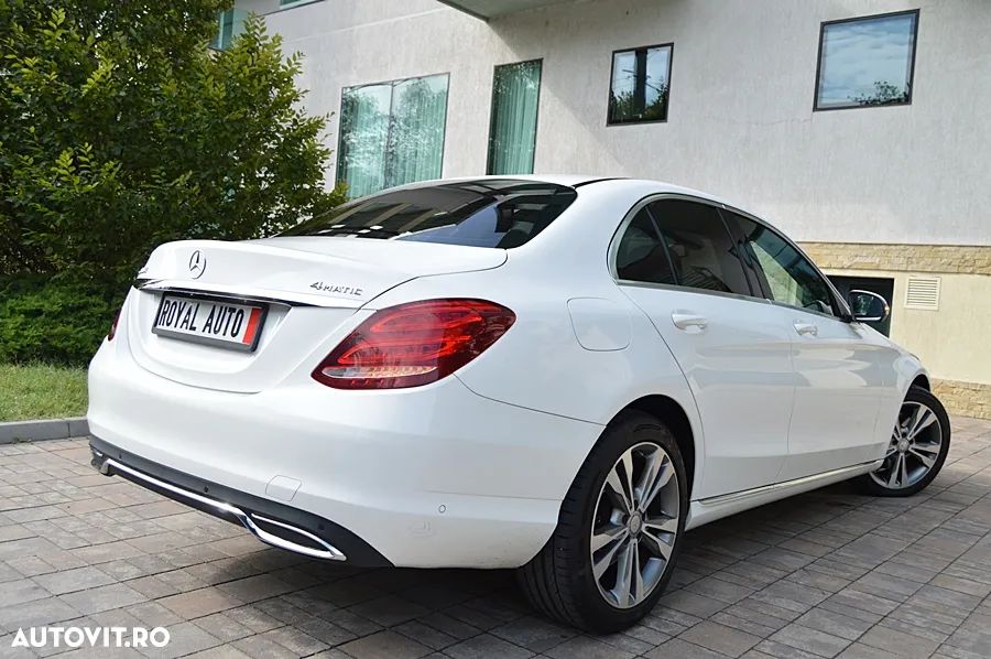 Mercedes-Benz C 250 (BlueTEC) d 4Matic 7G-TRONIC - 17