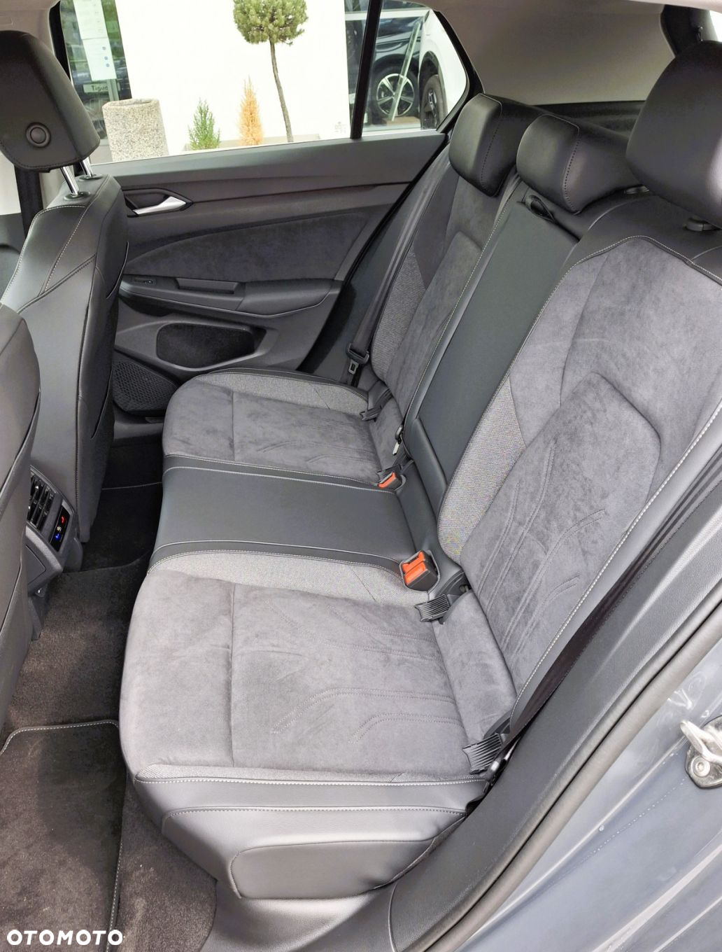Volkswagen Golf - 13