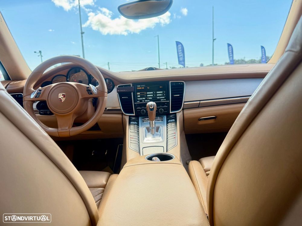 Porsche Panamera S Hybrid - 14