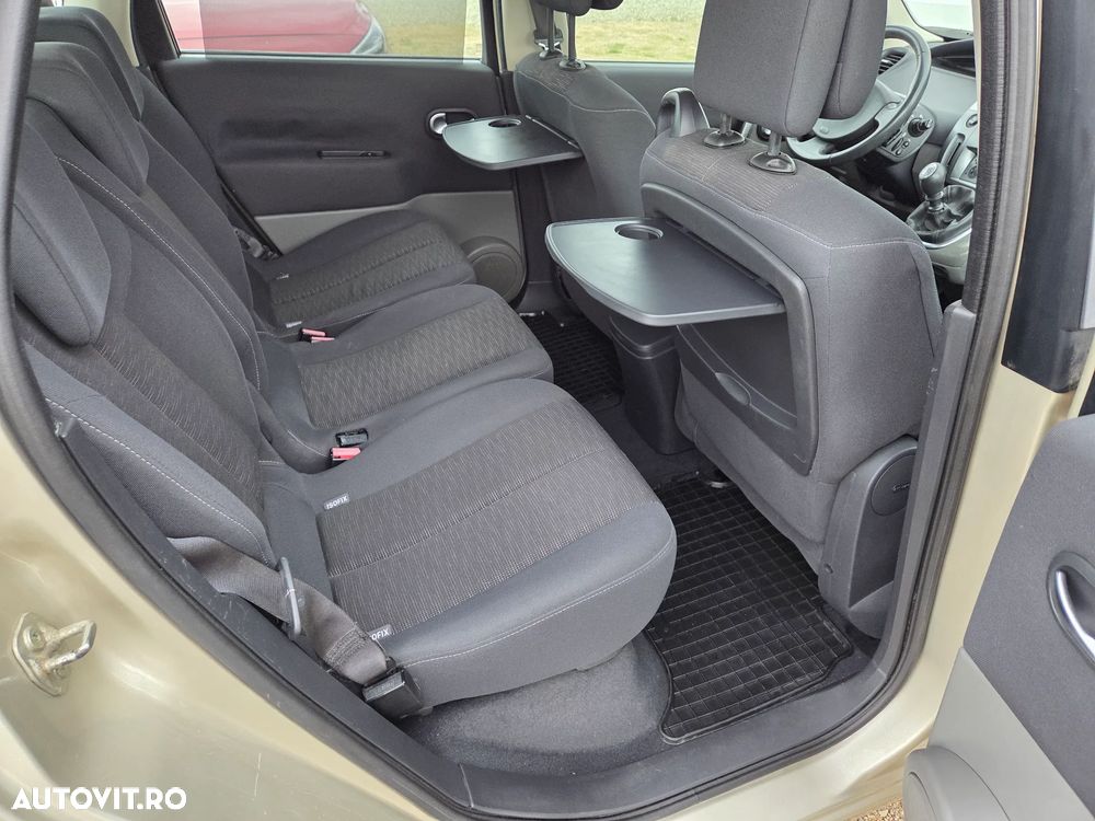 Renault Scenic 1.9 dCi FAP Privilege - 7