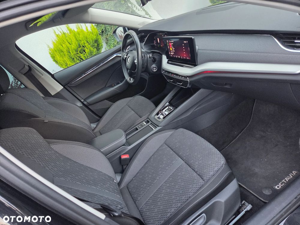 Skoda Octavia 2.0 TDI Style DSG - 12