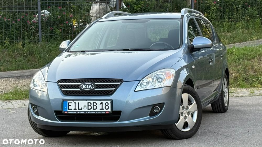 Kia Ceed 1.4 CVVT Attract - 23