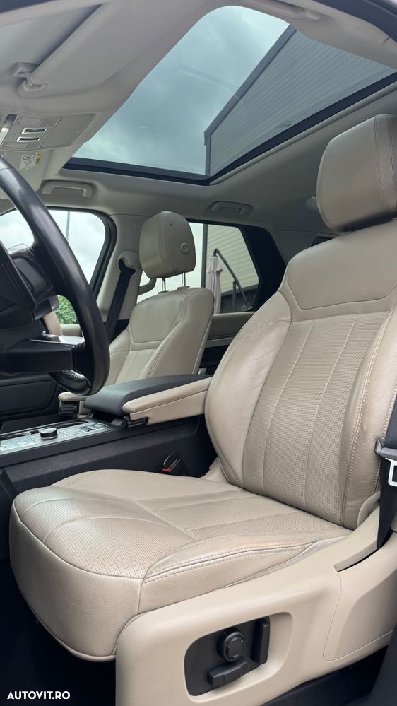 Land Rover Discovery 3.0 L SD6 Landmark Edition - 12