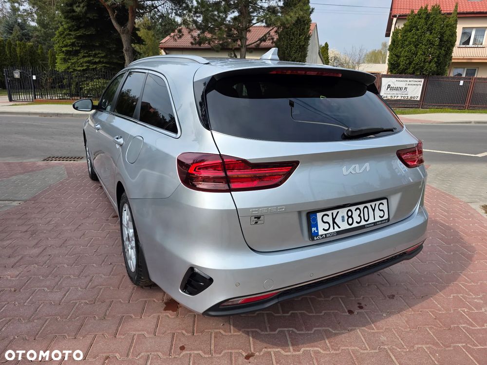 Kia Ceed 1.5 T-GDI M DCT - 14