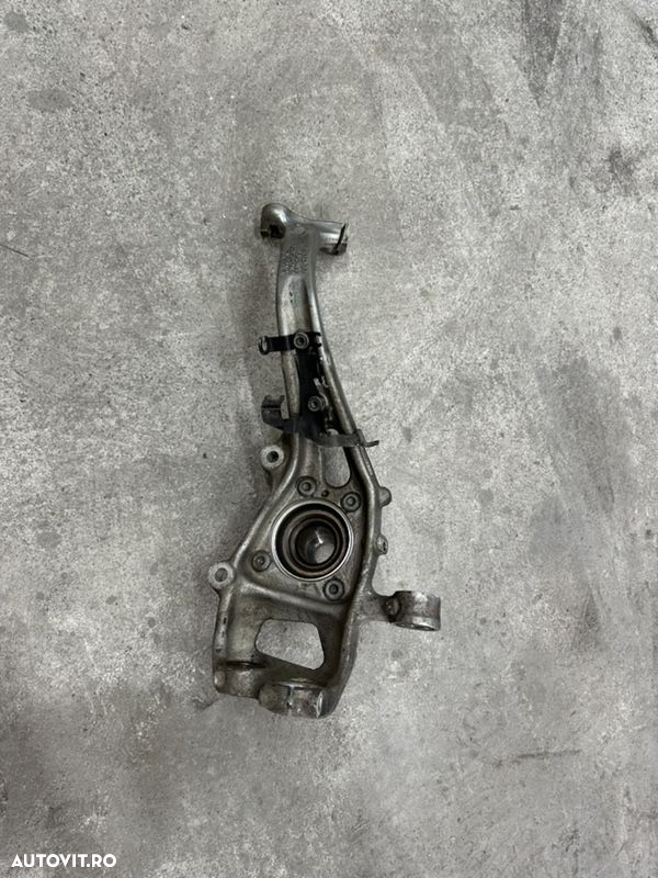 Fuzeta stanga AUDI A4, S4, B9 , A5 an 2016-2022 cod 8W0407559 - 2