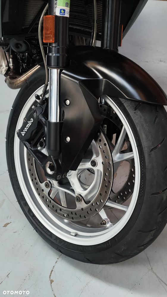 BMW R - 19