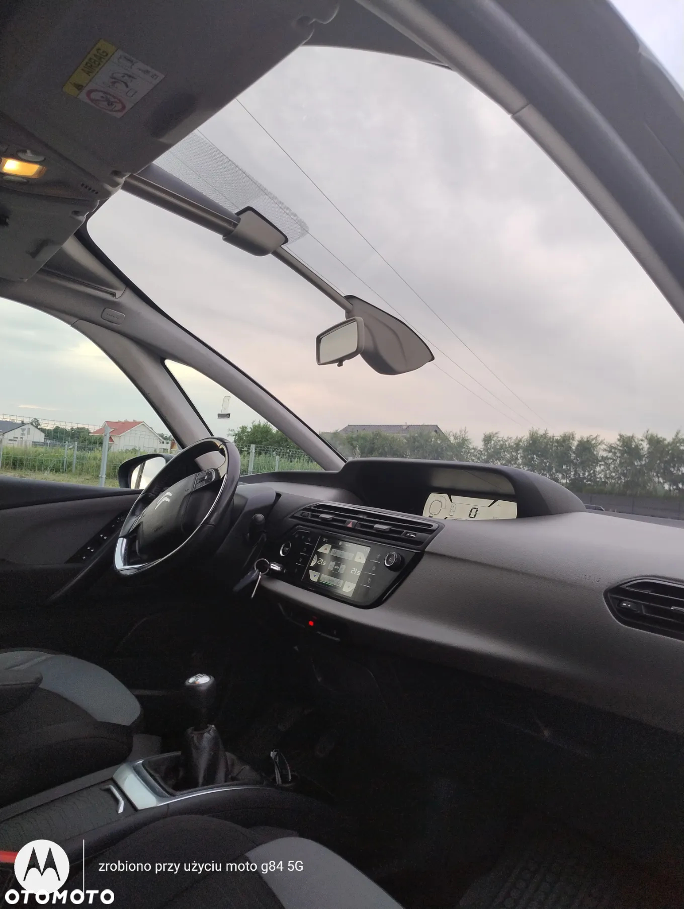 Citroën C4 e-HDi 115 Selection - 9