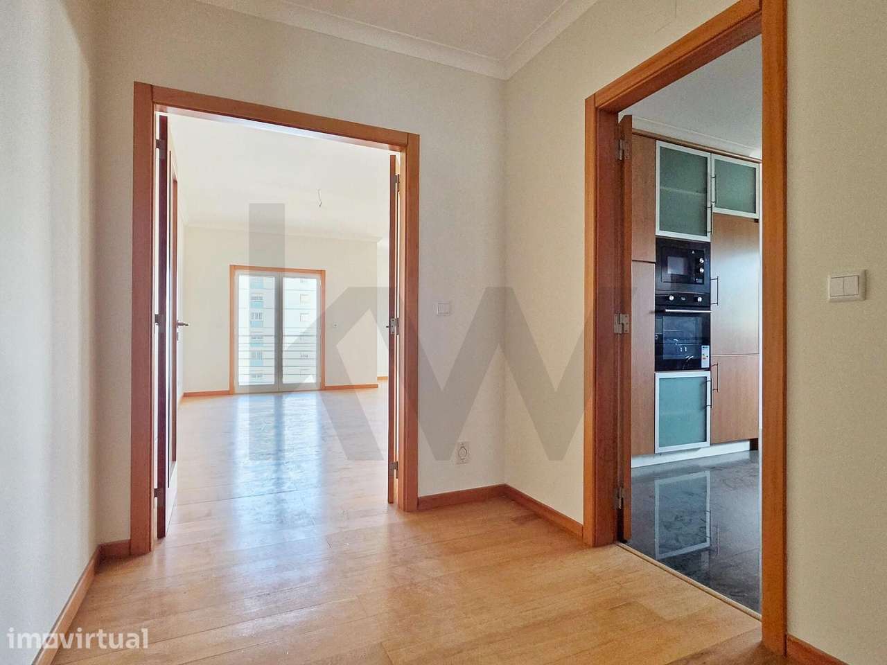 T3 com 152 m2, Varanda, Garagem, Condominio fechado | Paço de Arcos - Grande imagem: 3/35