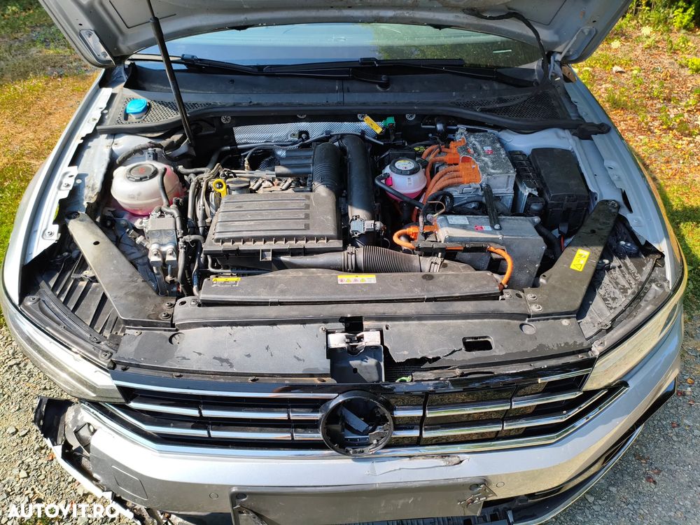 Volkswagen Passat - 7