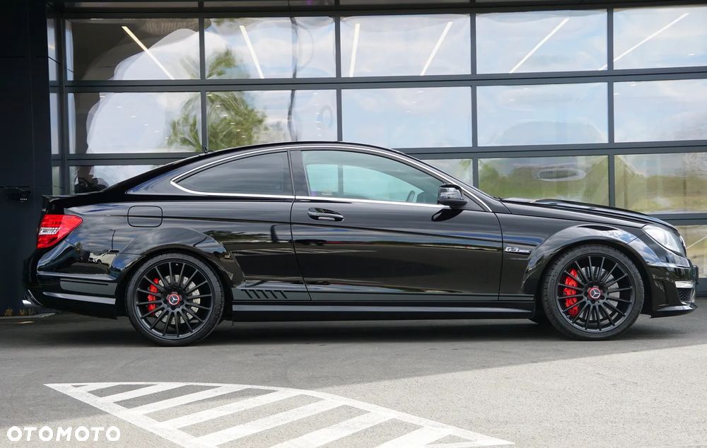 Mercedes-Benz Klasa C 63 AMG - 6