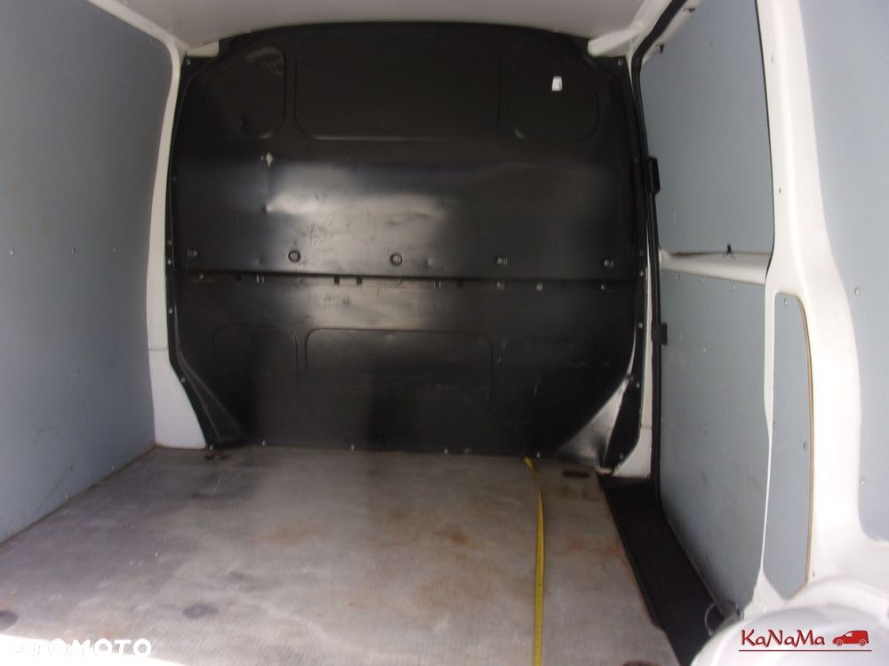 Volkswagen Transporter - 26
