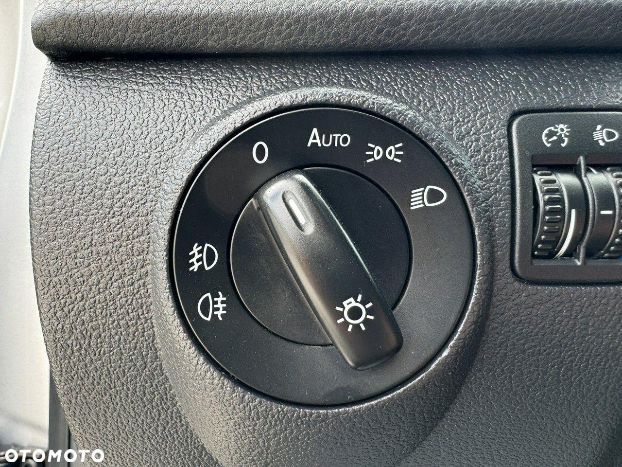 Volkswagen Tiguan - 16