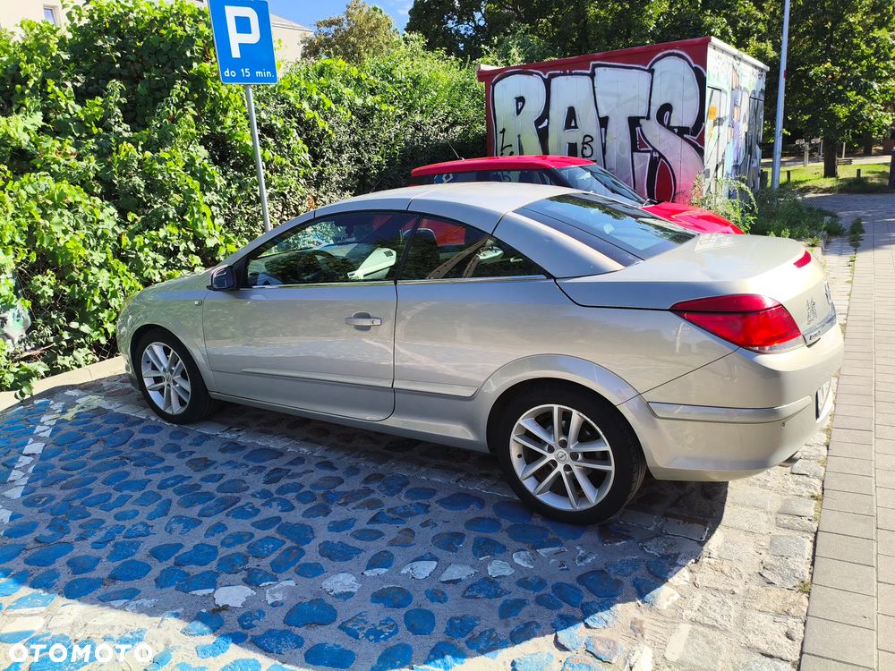 Opel Astra 1.8 Cosmo - 4