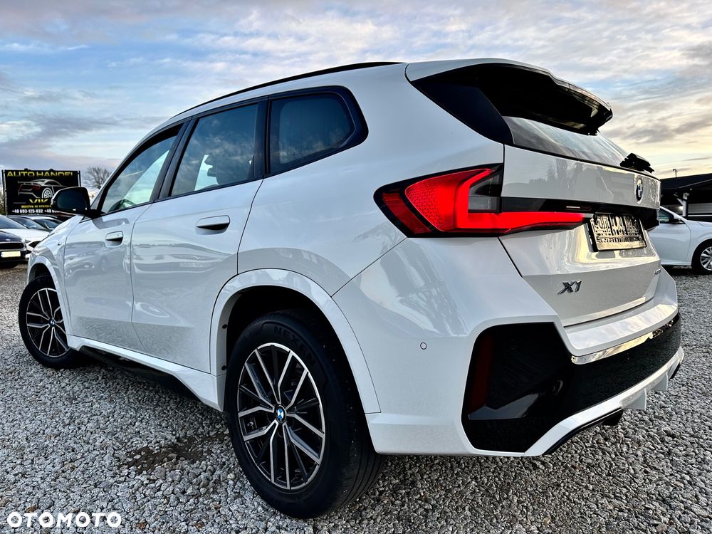 BMW X1 sDrive18i M Sport - 24