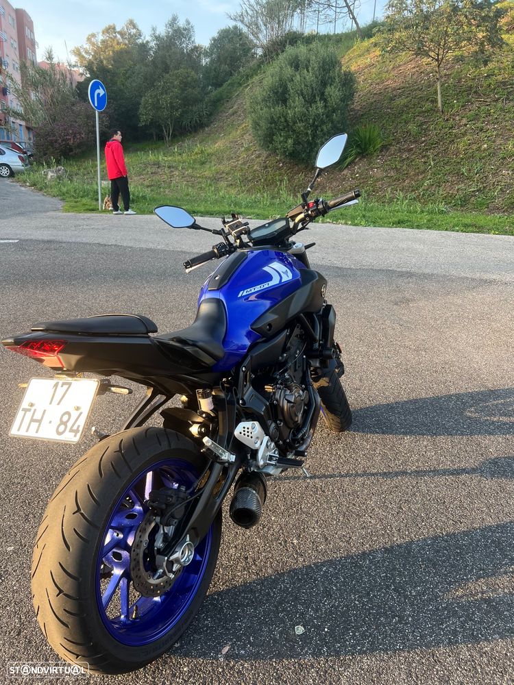 Yamaha MT-07 - 2