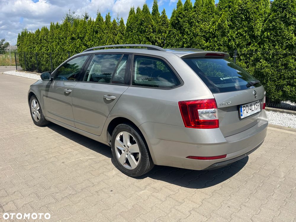 Skoda Octavia 1.4 TSI Ambition - 4