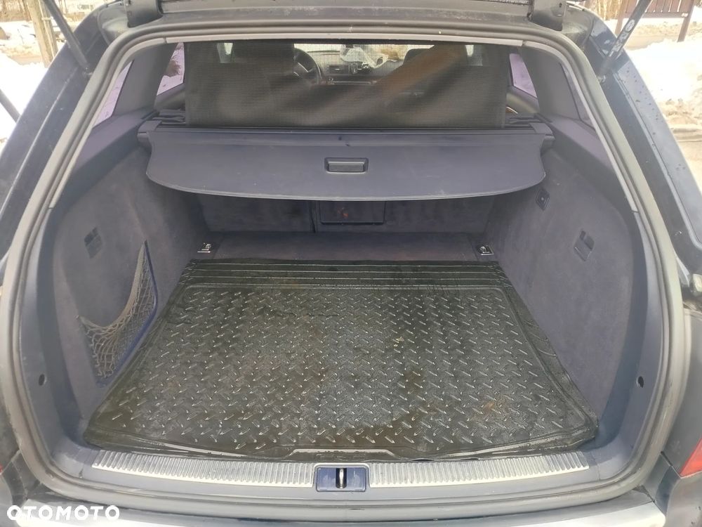 Audi A4 Avant 1.9 TDI Quattro - 12