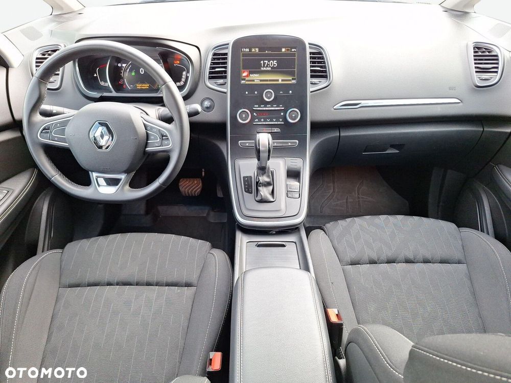 Renault Scenic - 11
