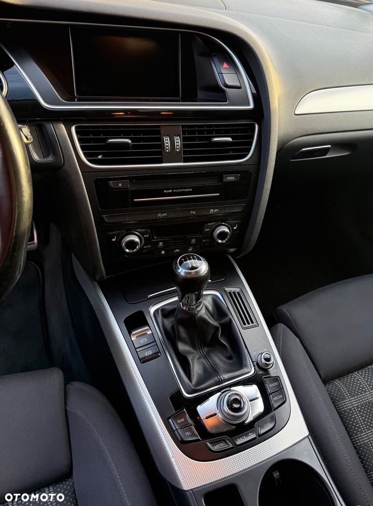 Audi A4 Avant 2.0 TDI DPF clean diesel S line Sportpaket - 8