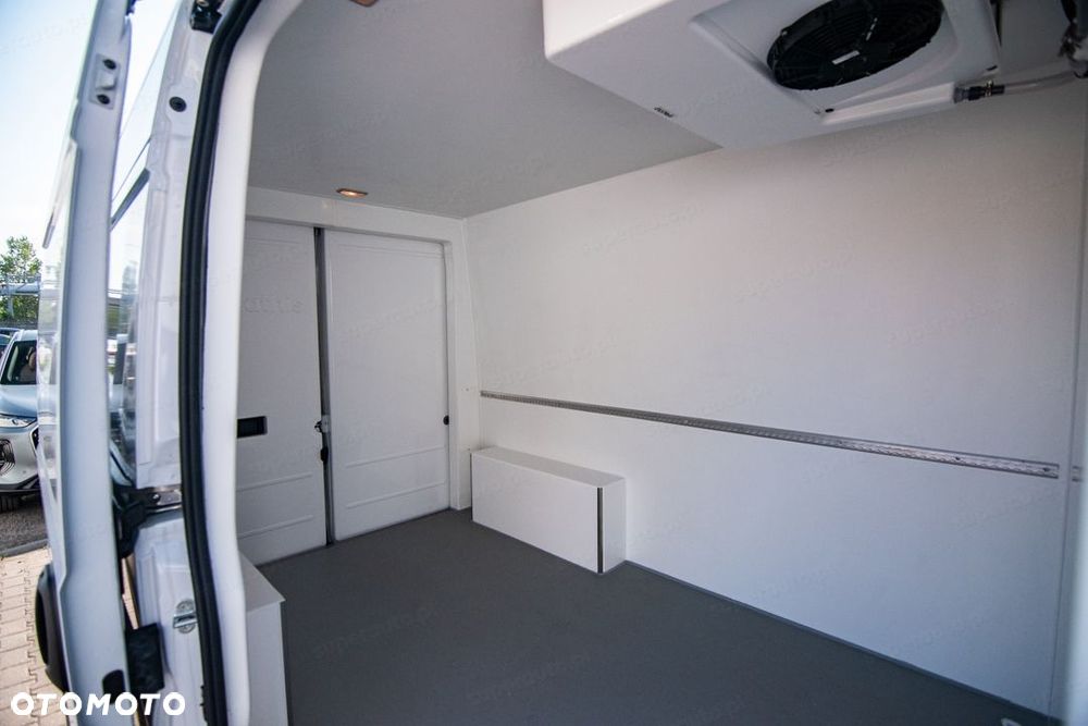 Fiat Ducato 3.3t L2H2 Zabudowa Izotermiczna 2.2 140KM - 16