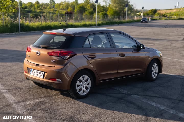 Hyundai i20 - 4