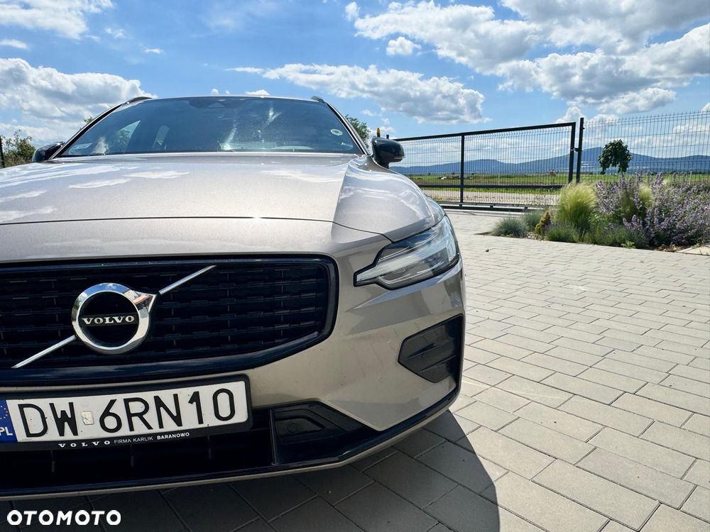 Volvo V60 B3 B R-Design - 9