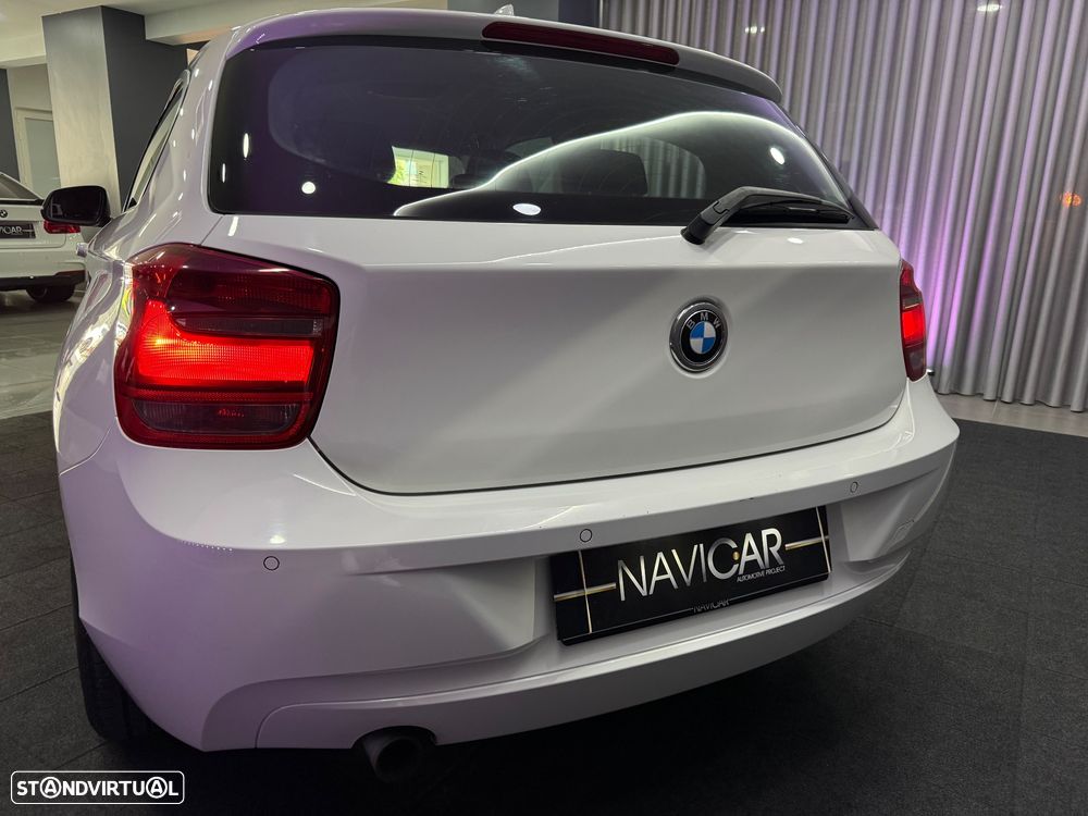 BMW 114 i Line Urban - 5