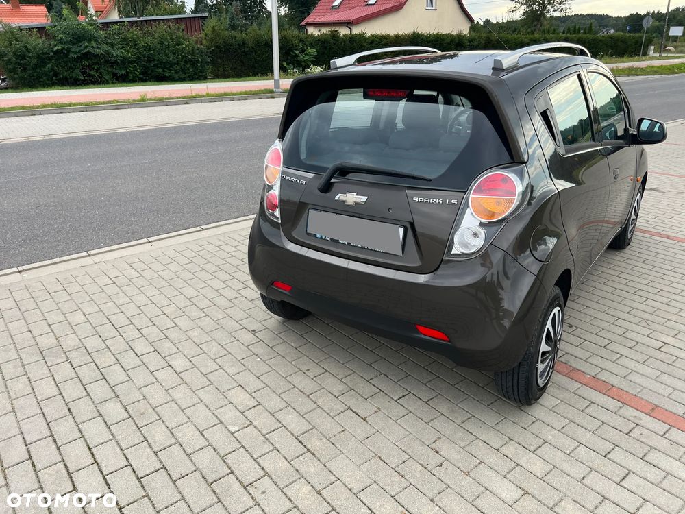 Chevrolet Spark 1.2 LS - 25
