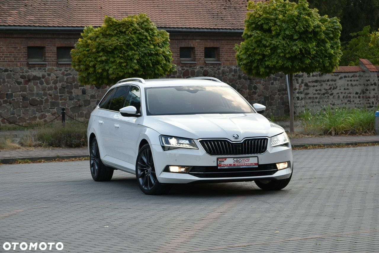 Skoda Superb 2.0 TDI DSG Style - 10