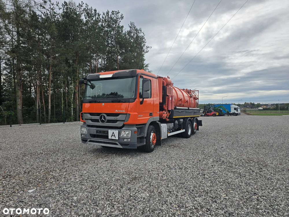 Mercedes-Benz Asenizacyjny/Szambiarka/wuko/Podnoszona skrętna oś - 40