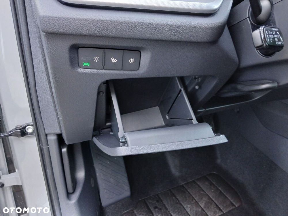 Skoda Octavia 1.5 TSI Drive Selection - 18