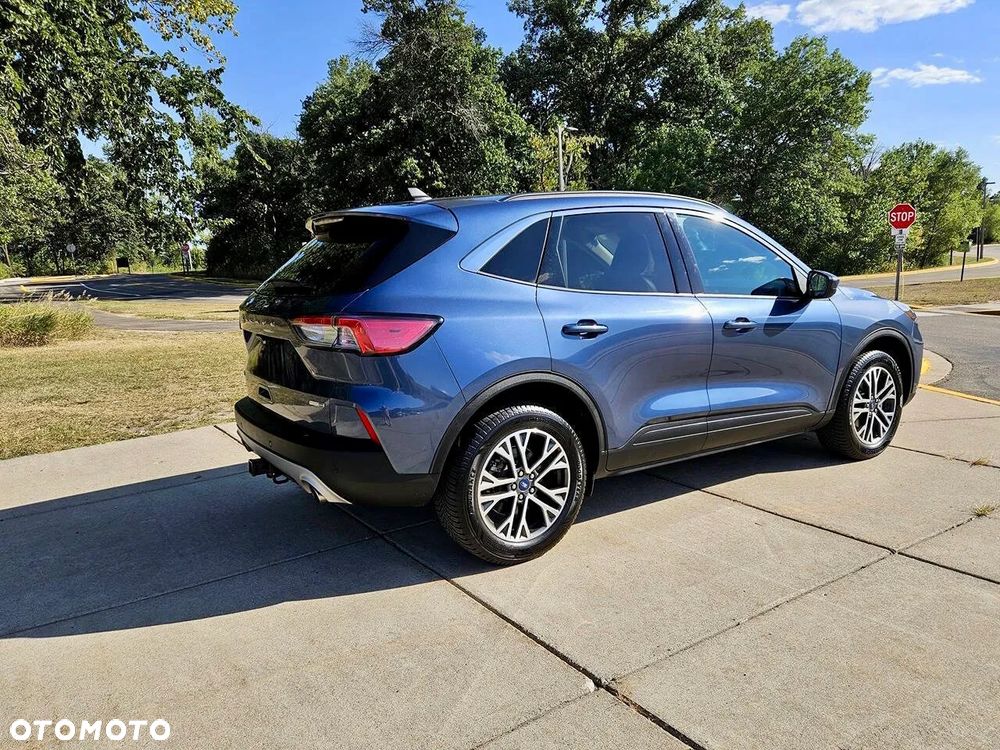 Ford Escape 2.0 EcoBoost AWD Titanium - 8