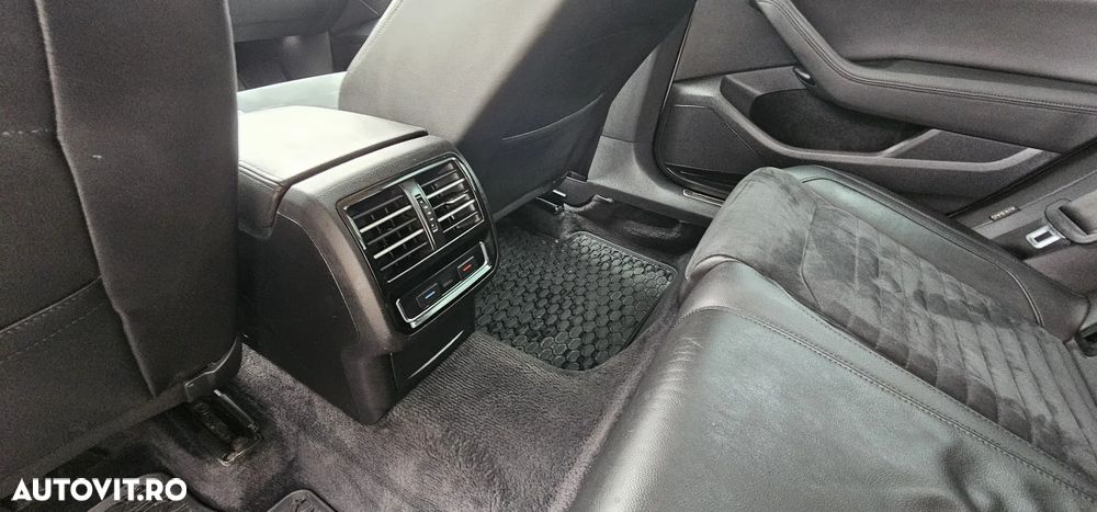Volkswagen Passat 2.0 TDI DSG 4Motion Comfortline - 20