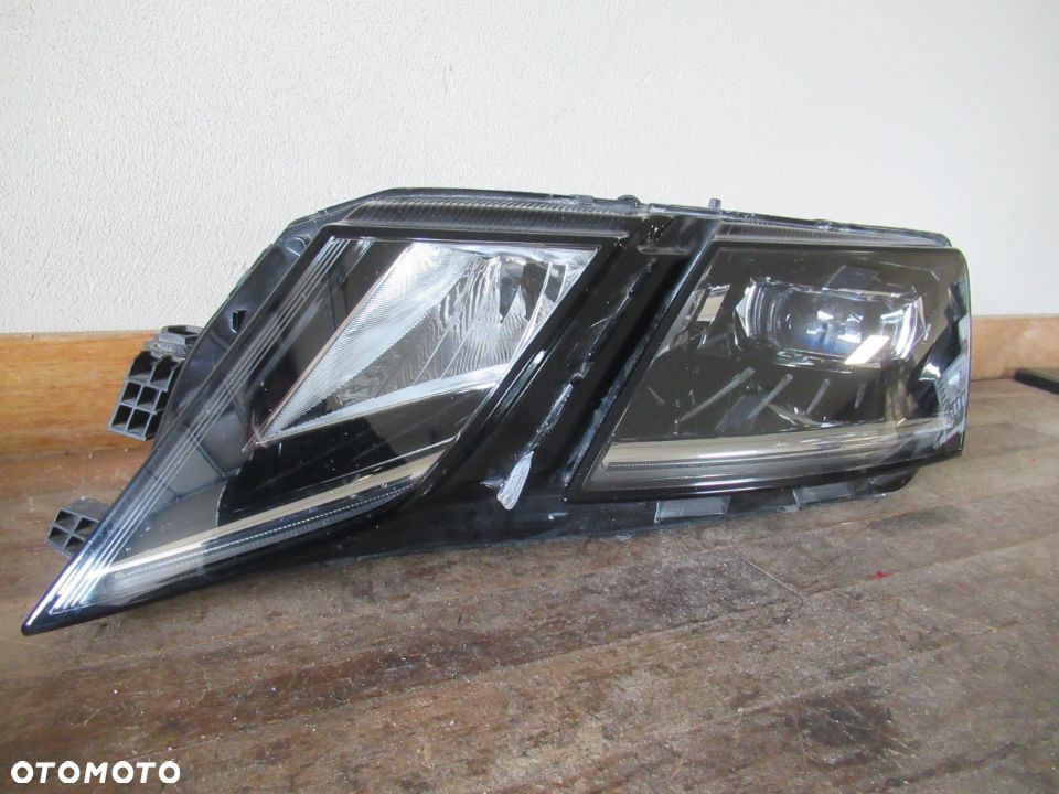 LAMPA PRZÓD PRZEDNIA PRAWA LEWA SKODA OCTAVIA 3 III LIFT FULL LED 2016-2020 rok - 2