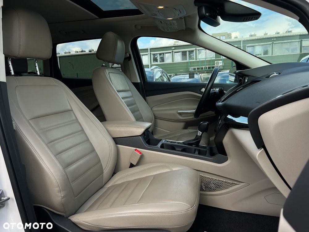 Ford Kuga - 26