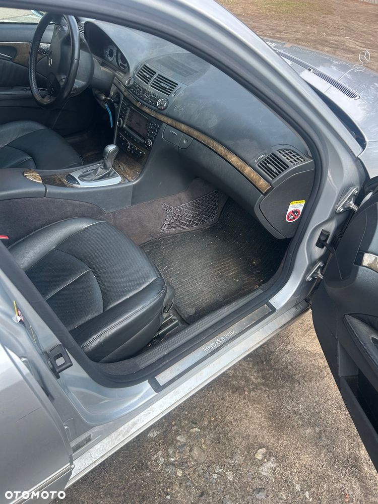 Mercedes-Benz Klasa E 280 CDI 4Matic Automatik Avantgarde DPF - 3