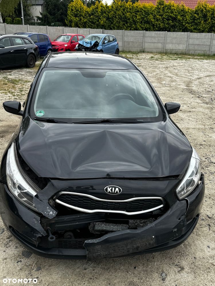 Kia Ceed 1.4 CVVT - 2