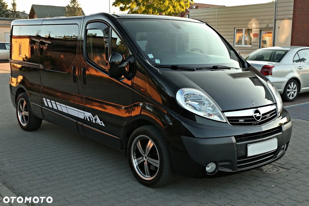 Opel Vivaro - 17