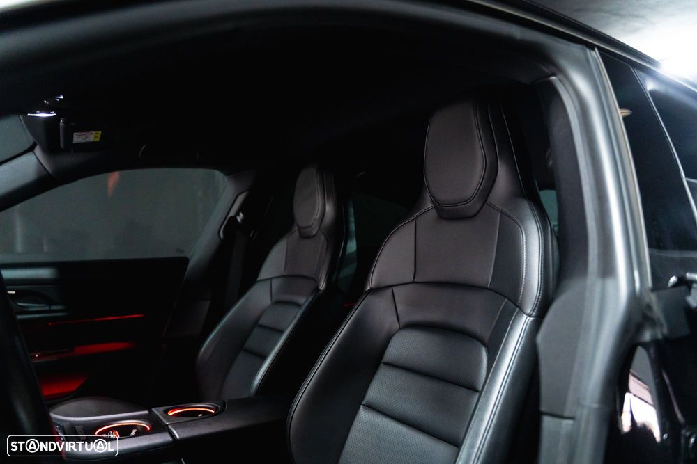 Porsche Taycan 4S - 11