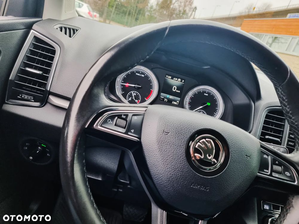 Skoda Karoq 2.0 TDI SCR 4x4 DSG Style - 29