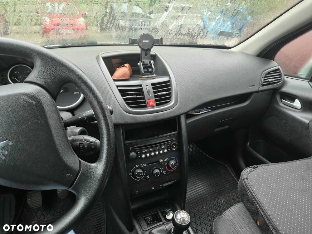 Peugeot 207 - 5