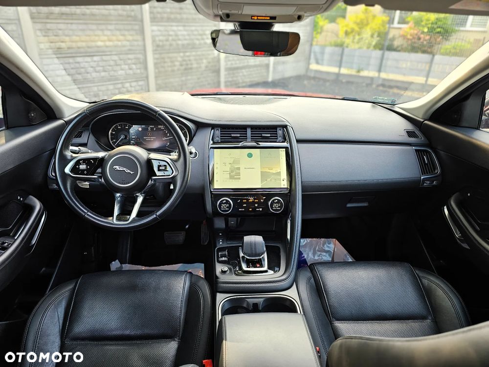 Jaguar E-Pace 1.5 P160 mHEV S - 22