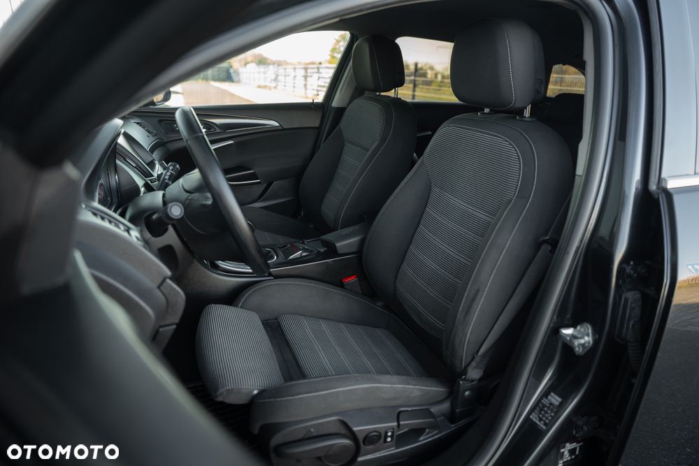 Opel Insignia 2.0 CDTI - 25