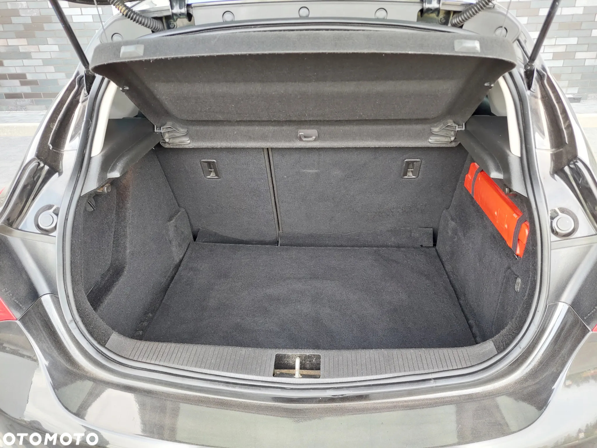 Opel Astra IV 1.6 Active - 9