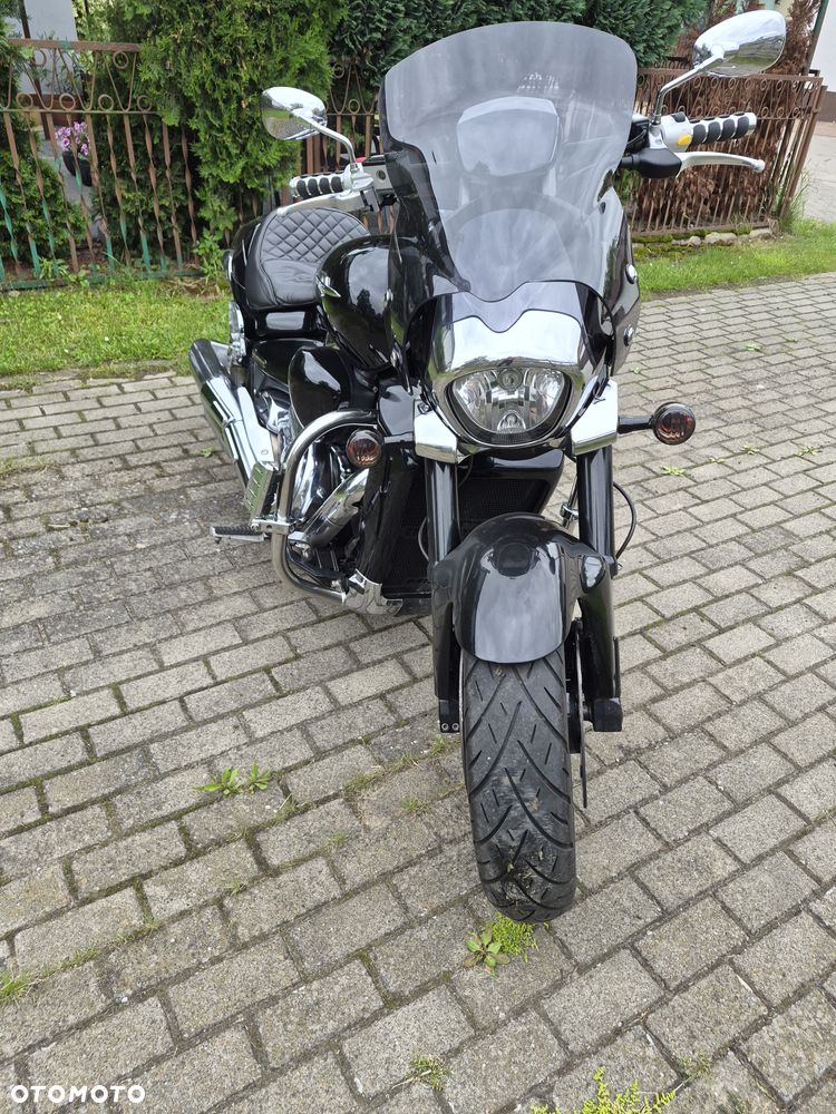 Suzuki Intruder - 5