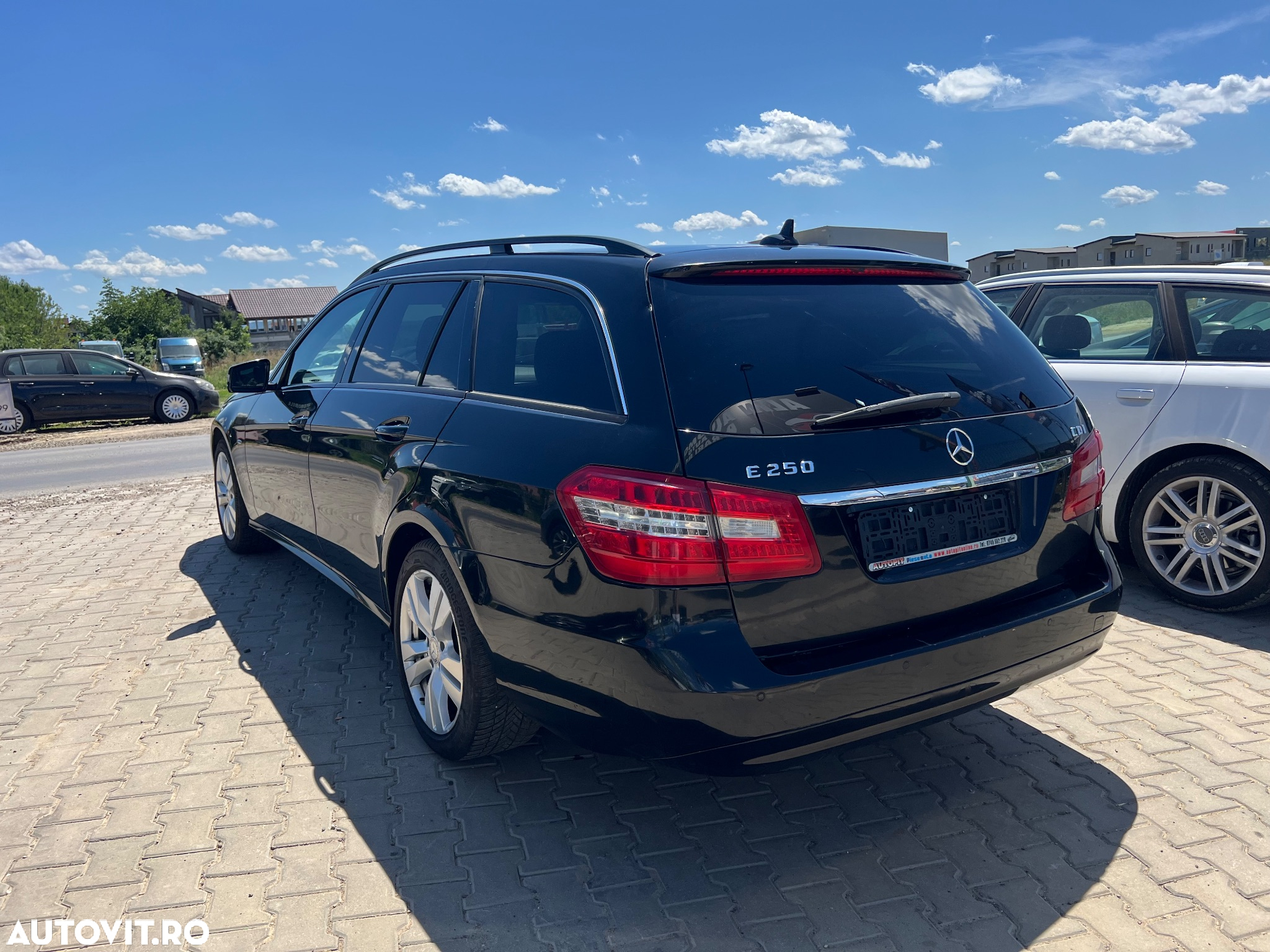 Mercedes-Benz E 250 T CDI DPF BlueEFFICIENCY Automatik Elegance - 3