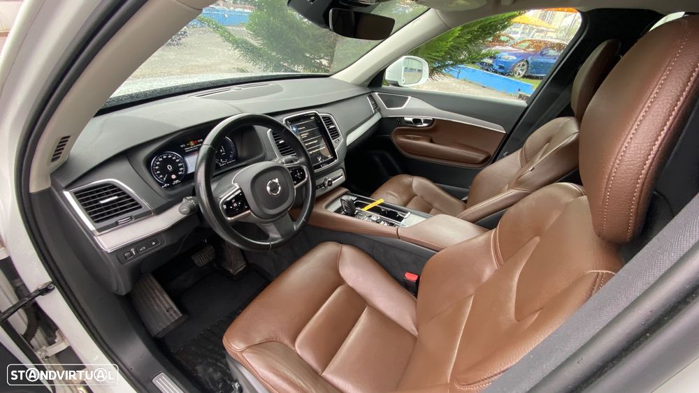 Volvo XC 90 2.0 T8 PHEV Momentum Plus AWD - 21