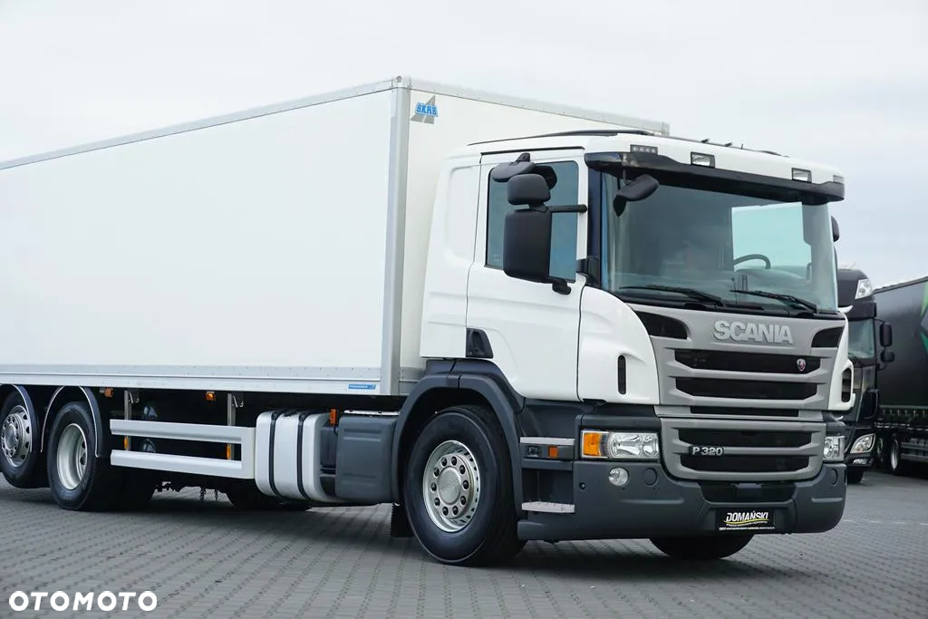 Scania P 320 / EURO 6 / KONTENER + WINDA / 22 PALETY / OŚ SKRĘTNA - 28