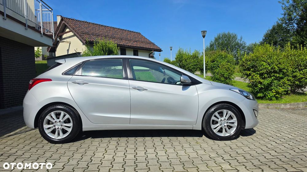 Hyundai i30 1.4 Fifa World Cup Edition - 21